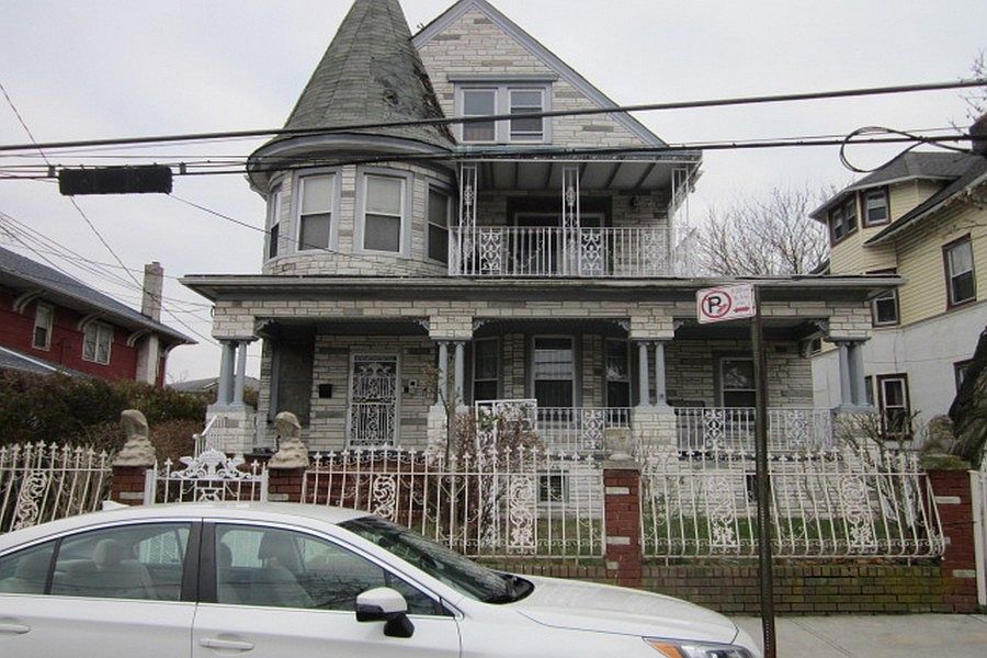 1122 Grassmere Ter, Far Rockaway, NY 11691 Zillow