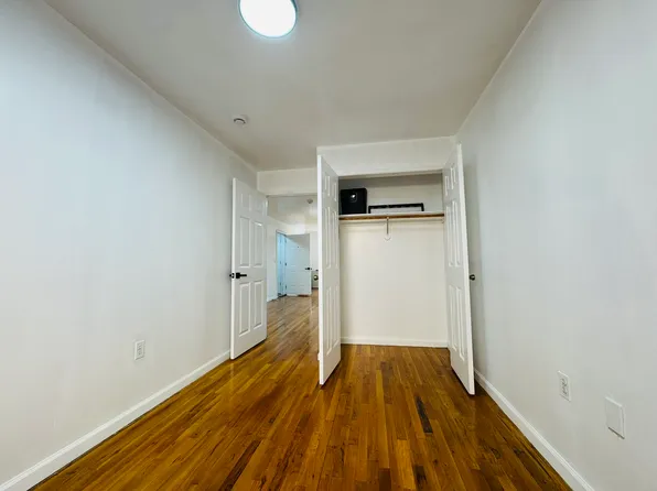 53 West 192nd Street image 5 of 14