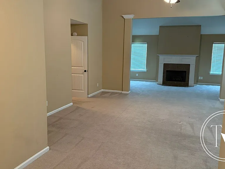 639 Red Oak Ln — Photo 25