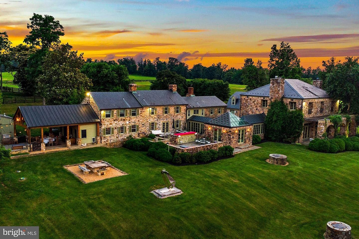 33846 Foxlease Ln, Upperville, VA 20184 Zillow