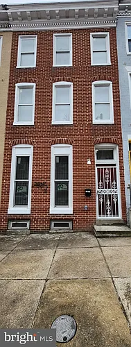 1623 W Lexington St Photo 1
