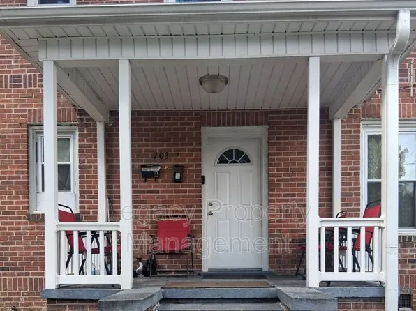 703 Askew St #B, Burlington, NC 27215