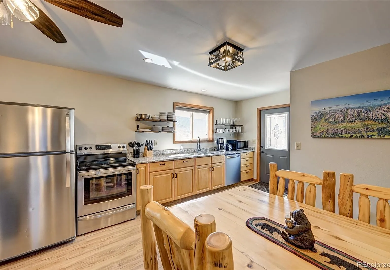 2 bed, 874 sqft, $1,850 — Photo 1