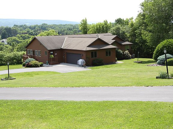 5th image of 168 Lakeview Dr