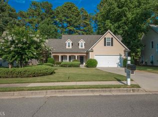 290 Freeman Forest Dr, Newnan, GA 30265