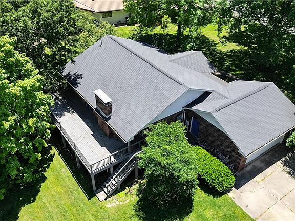 4th image of 51 Cheshire Dr