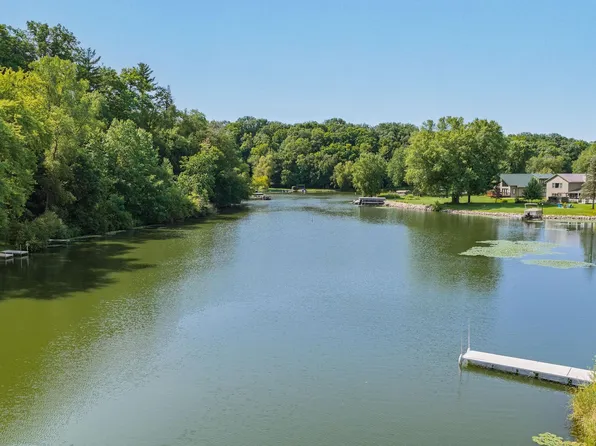 S609 E Redstone Dr, La Valle, WI 53941