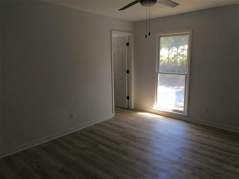 1286 Britain Dr — Photo 8