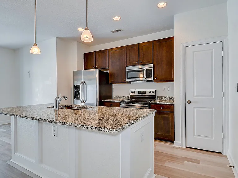 5416 Safe Harbour Way — Photo 3