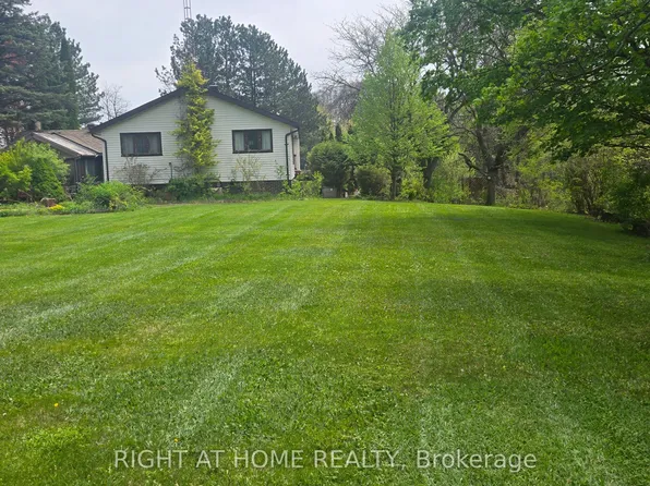 16140 Mount Hope Rd, Caledon, ON L7E 3K7
