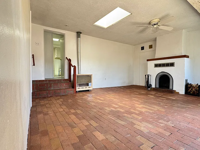 4910C Nicholas Pl — Photo 4