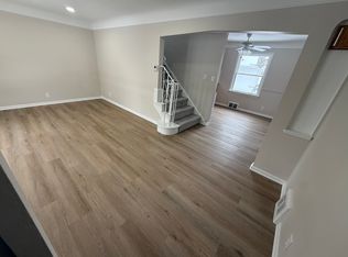 1668 Harwich Rd, Lyndhurst, OH 44124