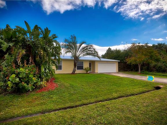 3rd image of 367 NW La Playa St