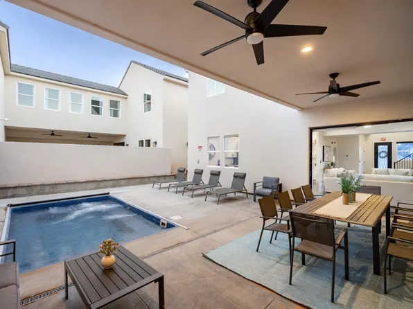 4254 Cambridge Pkwy, Hurricane, UT 84737