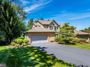 502 Bridgeview Dr, Lemoyne, PA