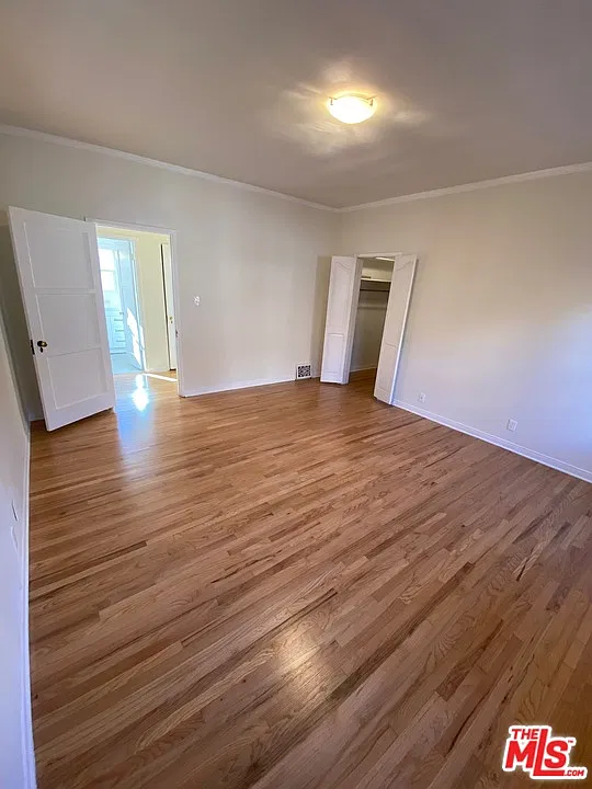 2 bed, 1.5 bath, 1150 sqft, $3,690 — Photo 3