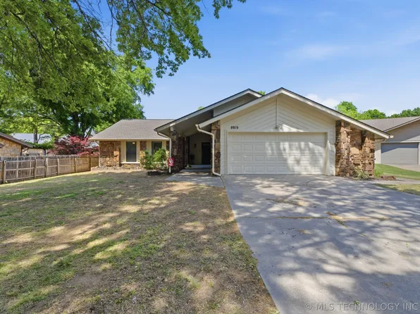 5919 E 80th St, Tulsa, OK 74136