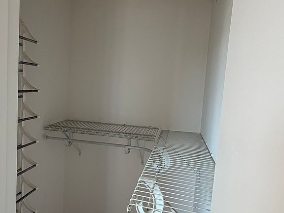 5th image of 4371 Overland Ave #1