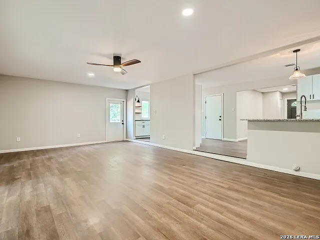 334 Shropshire Dr — Photo 10