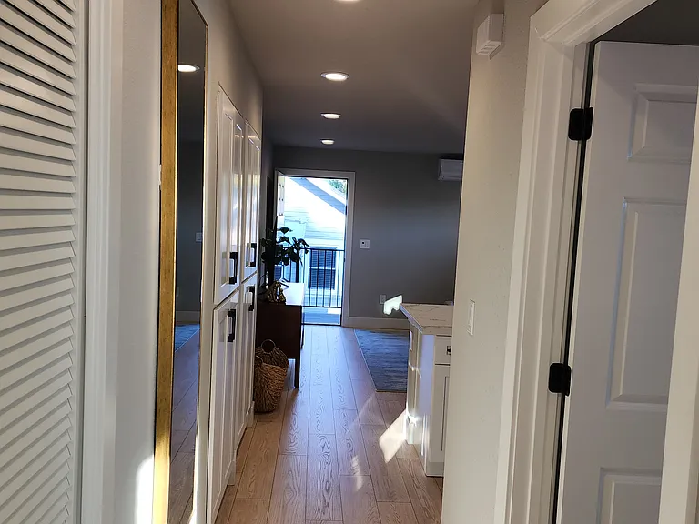 2812 42nd St #2812 — Photo 3