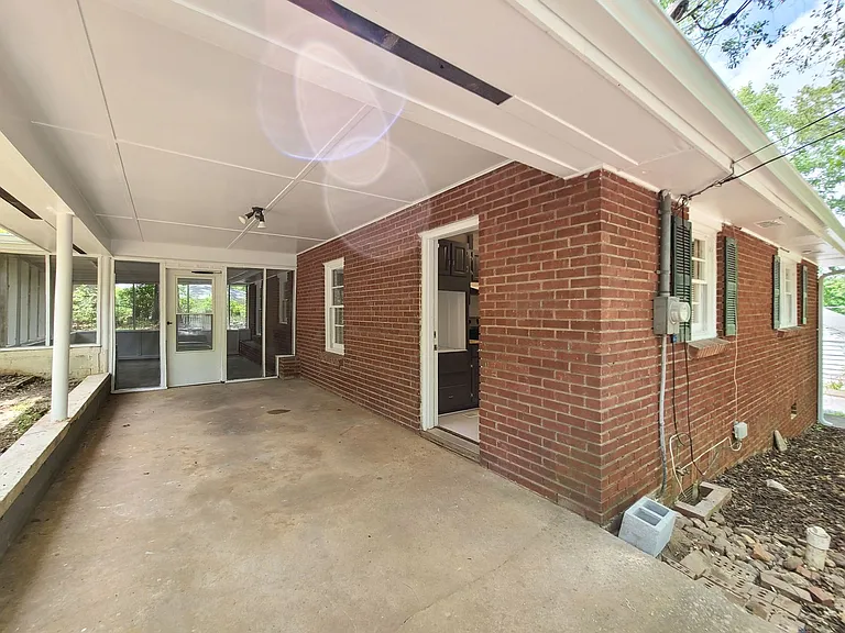 3225 Forrest Hills Dr — Photo 50
