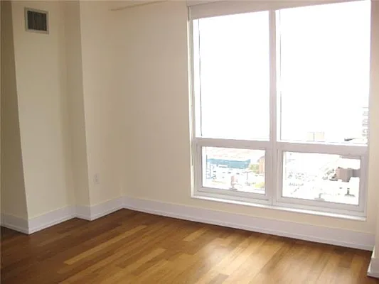 Rented by RELO REDAC INC. | media 37