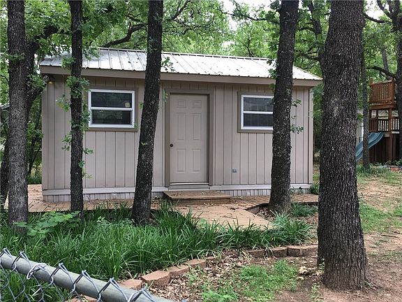 4th image of 2040 Mary Ann Ln