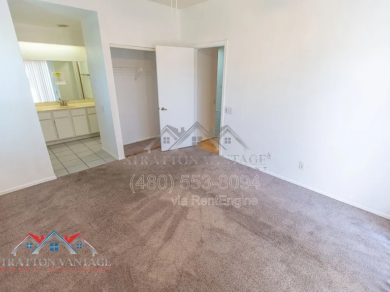 2035 S Elm St #110 — Photo 25