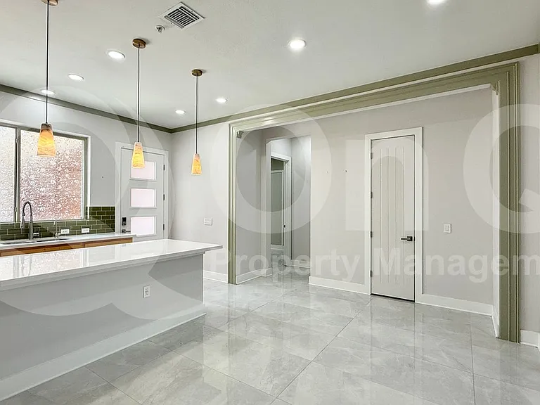 4707 Ruiz St — Photo 5