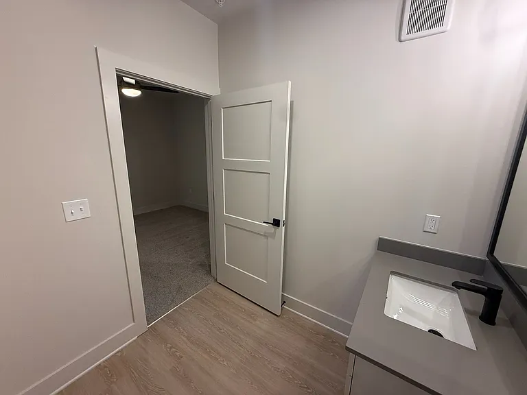District on the Etowah Apartments — Photo 382