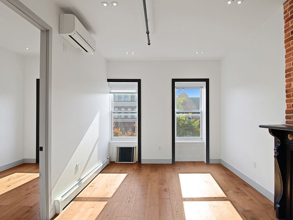 1st image of 1187 Dean St #3
