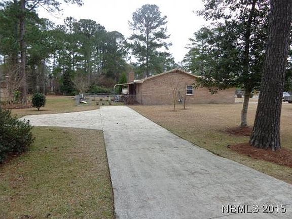4th image of 2401 Steeple Chase Dr