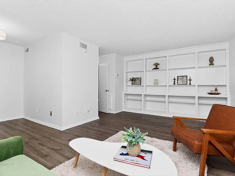 4605 Hedgemore Dr #D — Photo 7