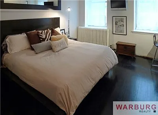 Rented by Warburg | media 6