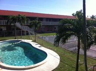 2925 Pierce St, Hollywood, FL 33020