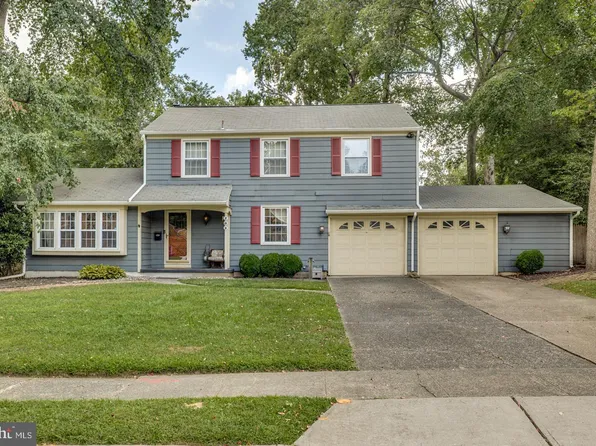 164 Fox Chase Dr, Delran, NJ 08075