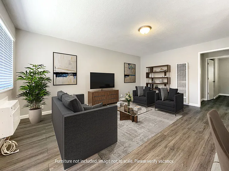 150 Gateway Court — Photo 3
