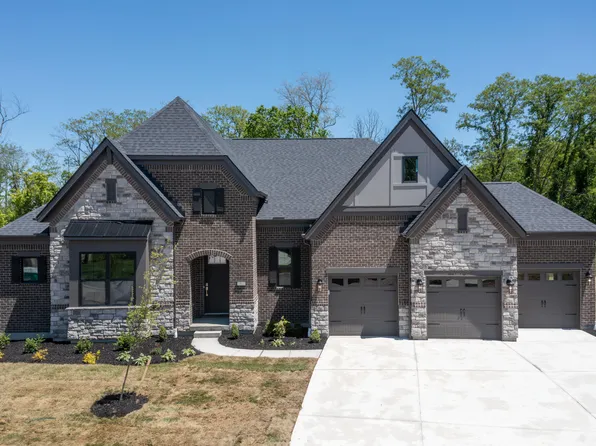 1514 Crystal Rim Ct, Hebron, KY 41048