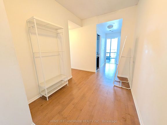 2nd image of 832 Bay St #3310