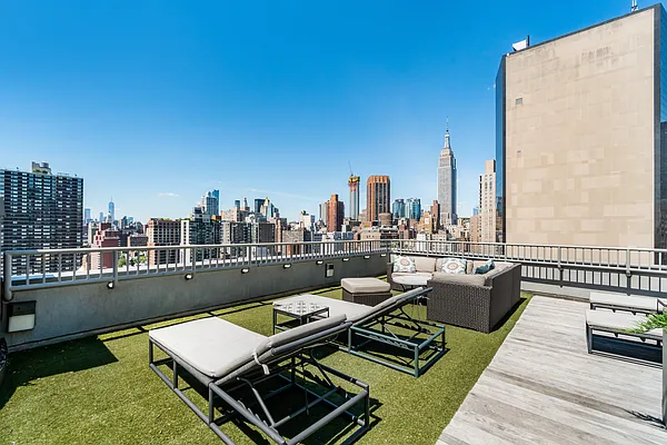 Rented by Compass | media 16