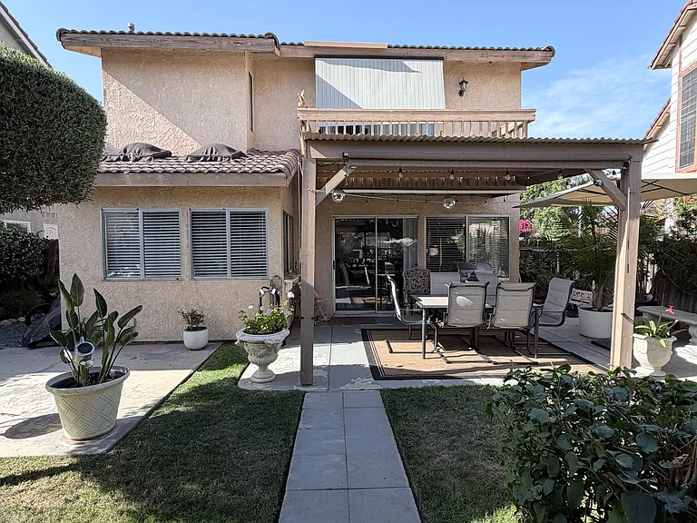 23689 Parkland Ave — Photo 7