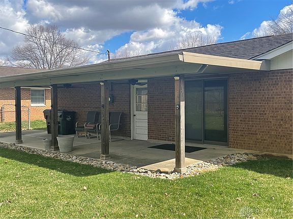 2nd image of 577 Warm Springs Dr