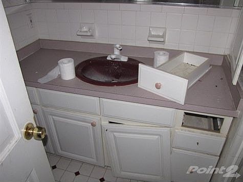 3rd image of 24470 Connecticut Dr