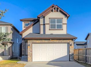 102 W Kincora Glen Mews NW, Calgary, AB T3R0B6