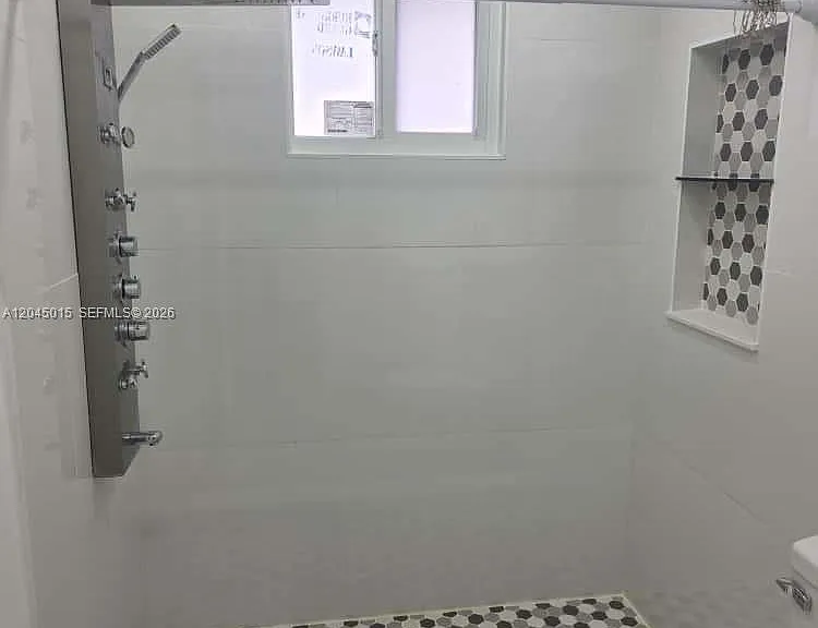 23 Miami Gardens Rd — Photo 17