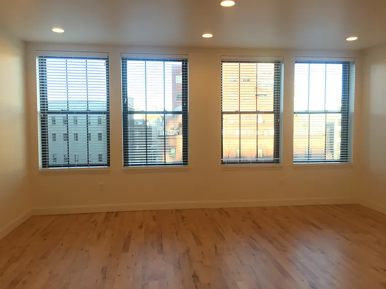 Apartment 212