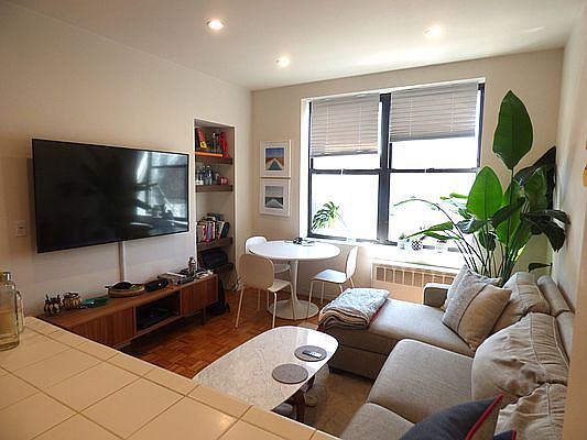 2nd image of 131 Sullivan St APT 4B