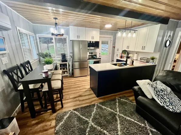 4562 Haney Rd, Loon Lake, WA 99148