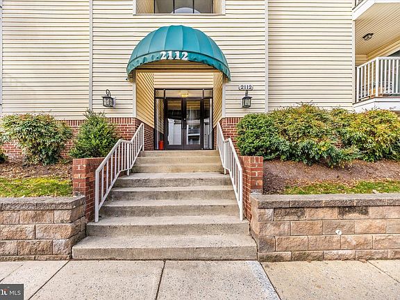 2nd image of 2112 Whitehall Rd Unit 1C