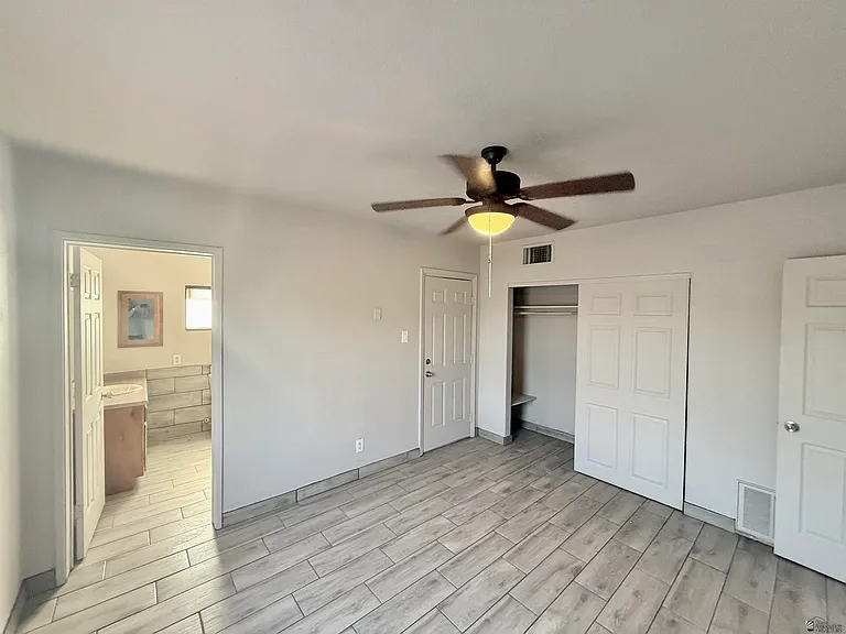 1501 S 6th Ave — Photo 9